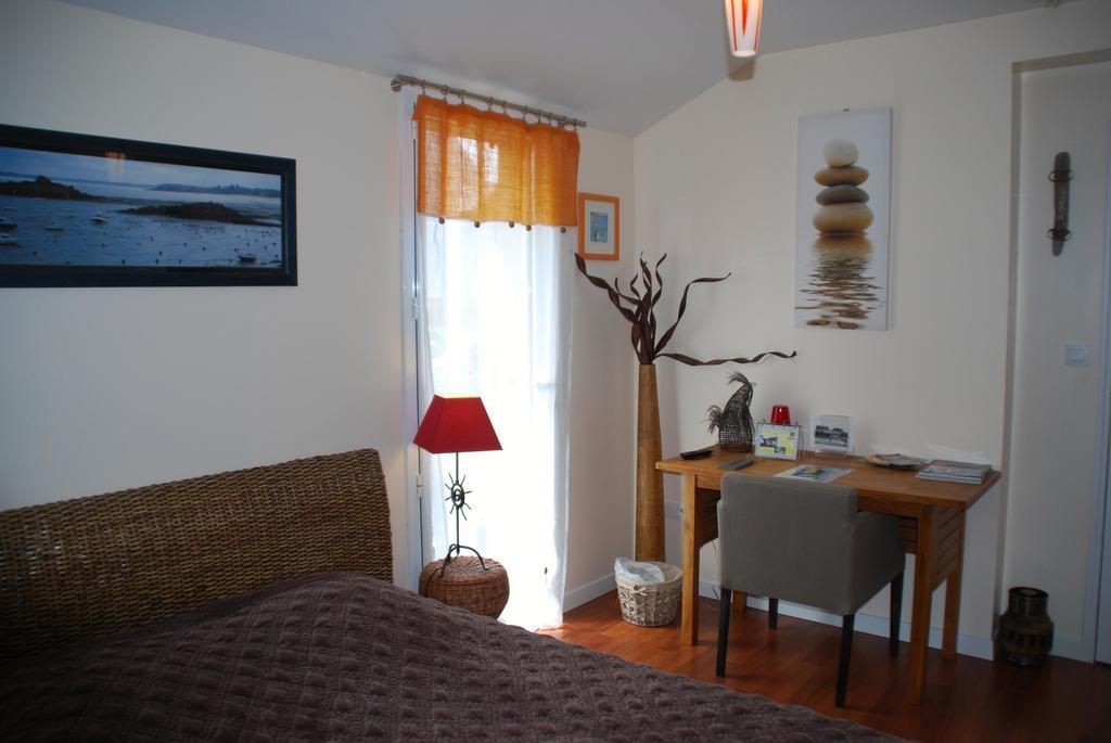 La Maison Des 3 Plages Saint-Malo Room photo
